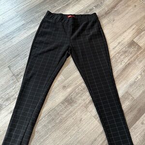 Women's Black Checkered Straight Leg Pants